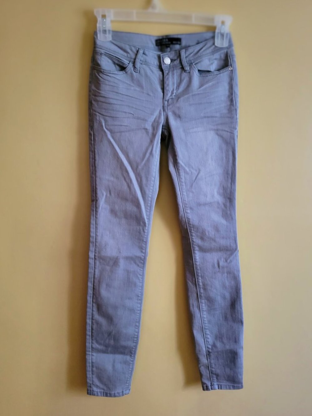 RW&CO. Chelsea Mid-Rise Skinny Jeans Gray Wash 26